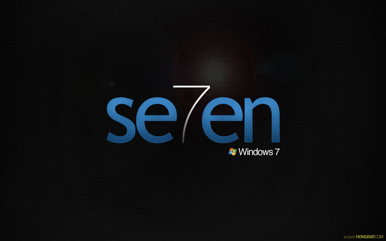 深色背景上帶有藍色漸變文字的 Windows 7 標誌