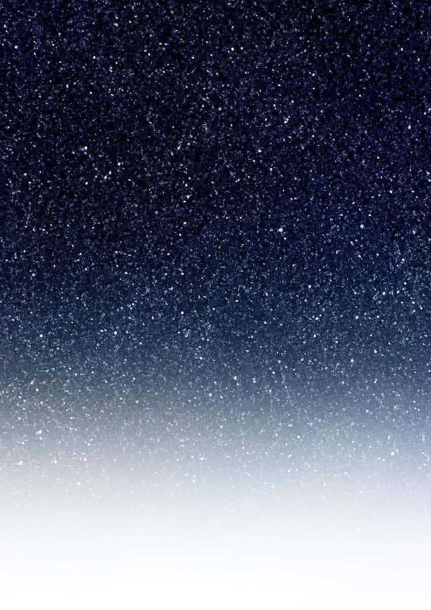 從深藍色漸變到白色的星空夜晚