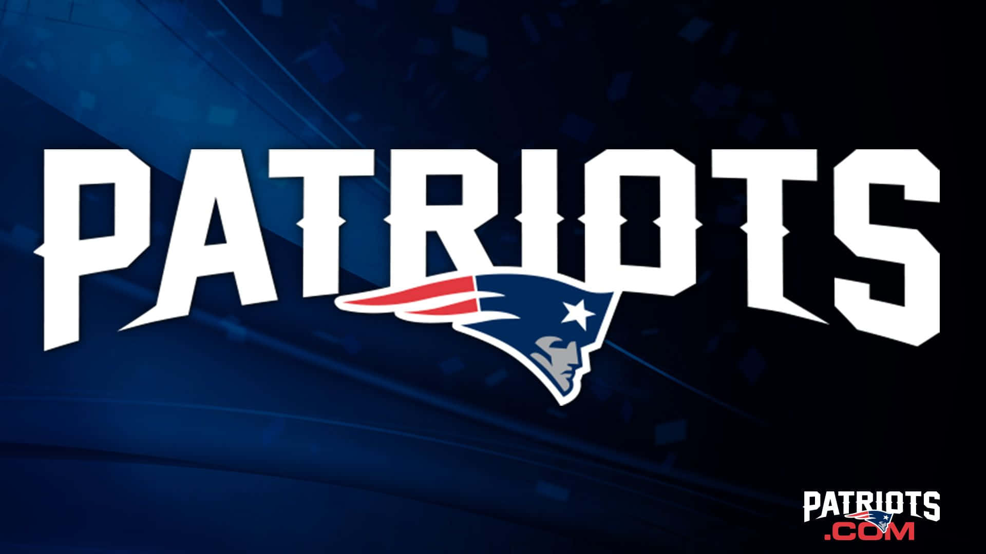 愛國者 桌布 壁紙 — 深藍色抽象背景上帶有光線條紋的粗體白色「PATRIOTS」文字及球隊標誌。