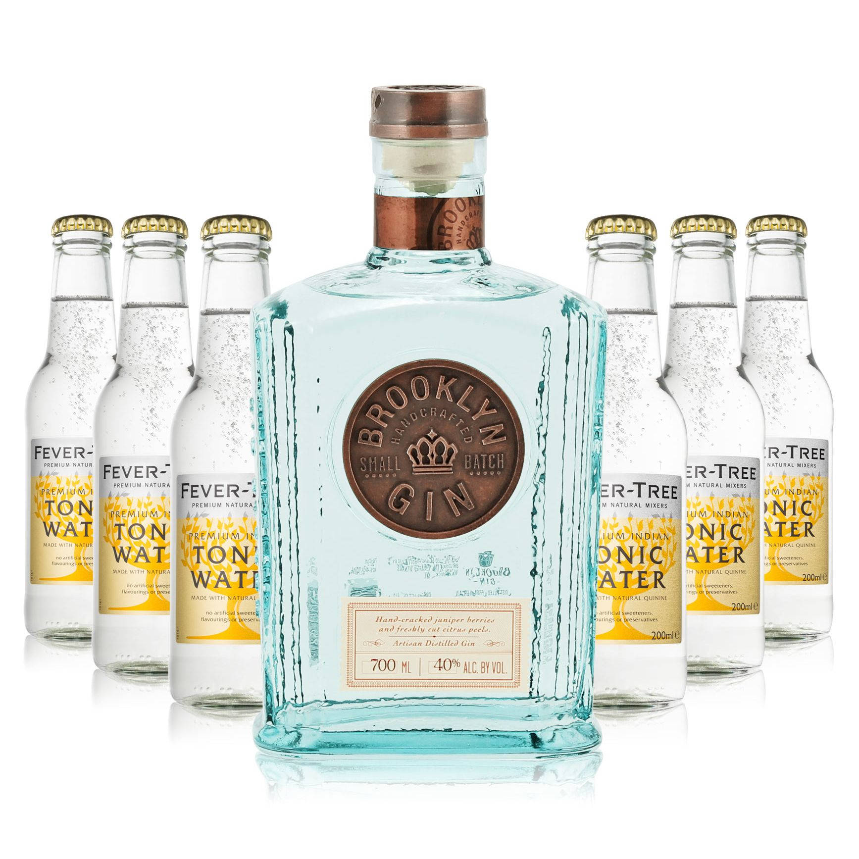Brooklyn Gin 酒瓶與 Fever-Tree 湯力水樽排列在周圍。