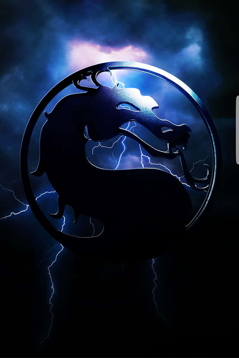 Mortal Kombat 龍標誌，暴風雨天空中有閃電