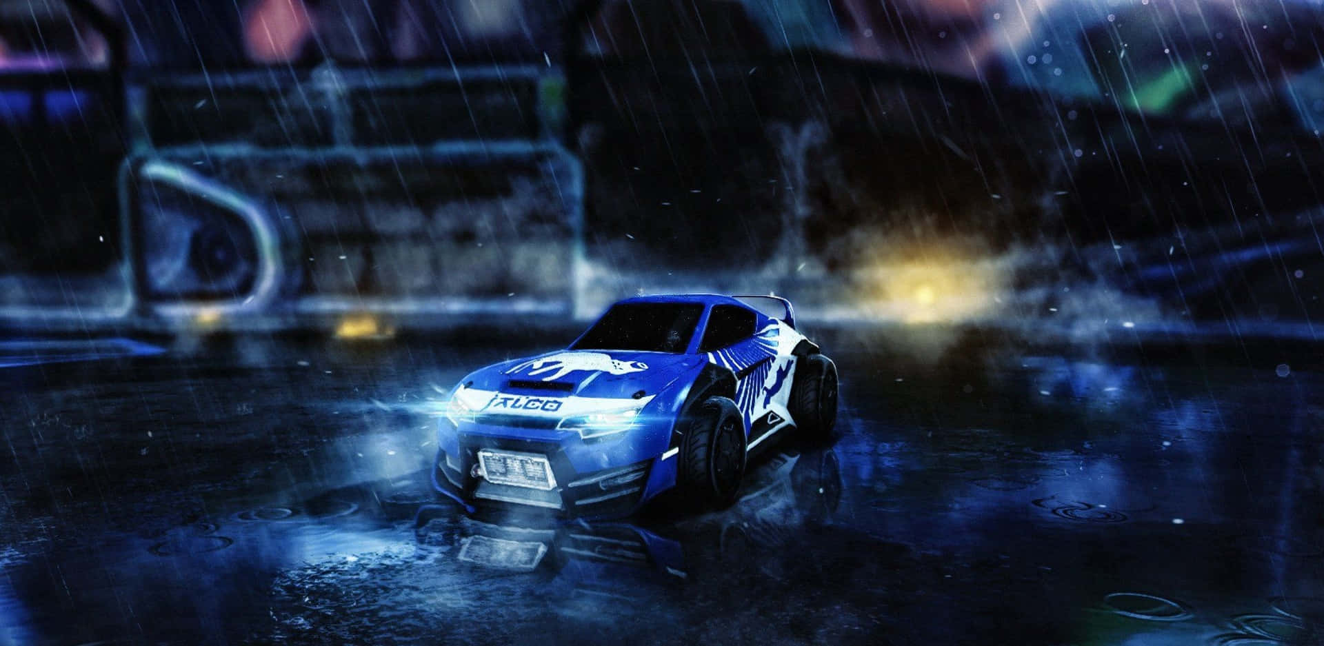 藍色賽車在夜晚雨中霓虹街道上疾馳。