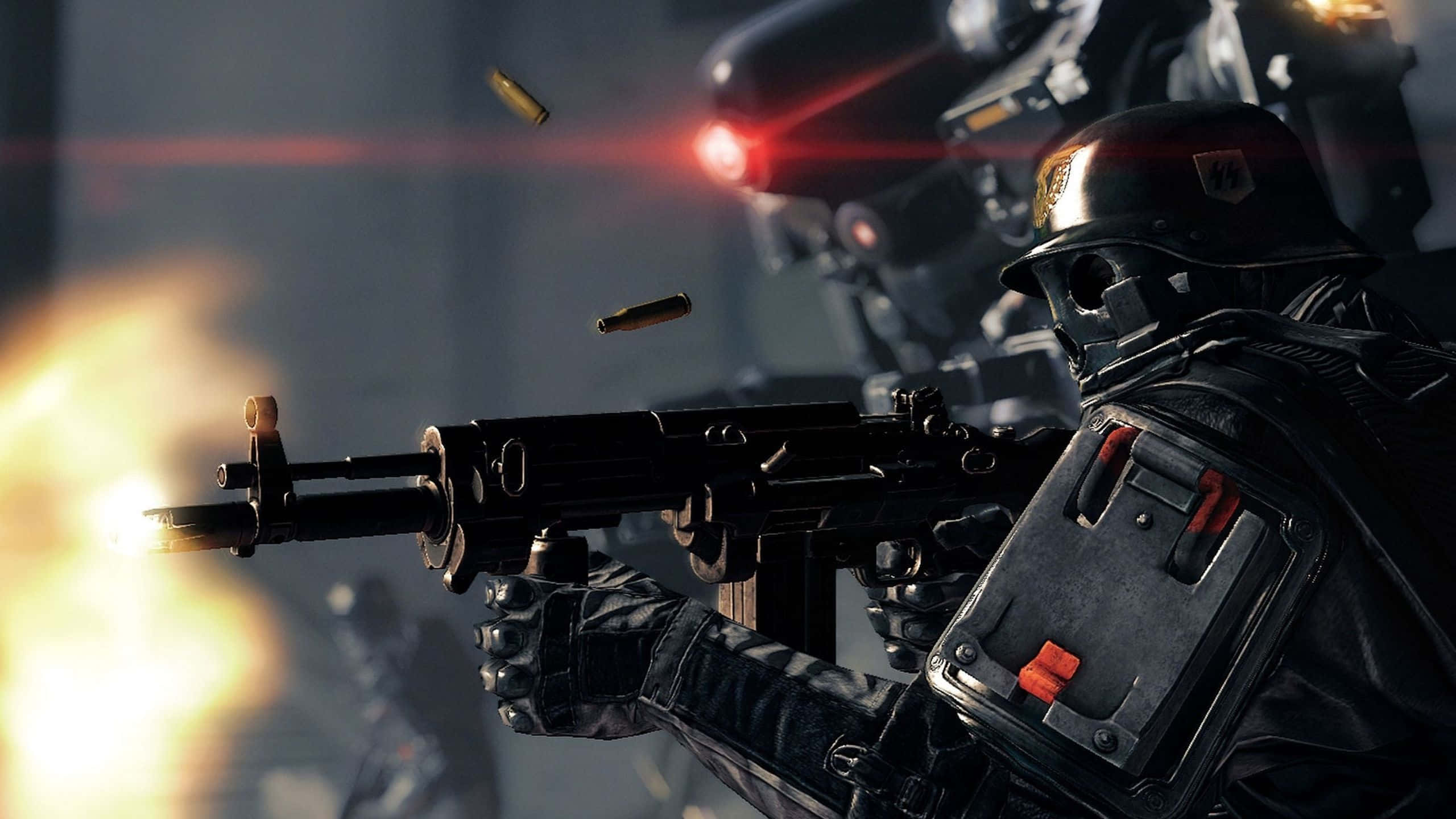 準備崛起：《Wolfenstein II》爆發戰鬥 壁紙 — 一名身穿深色裝備的士兵在激烈的戰鬥場景中，用機槍射擊，伴隨著槍口閃光和飛舞的子彈。