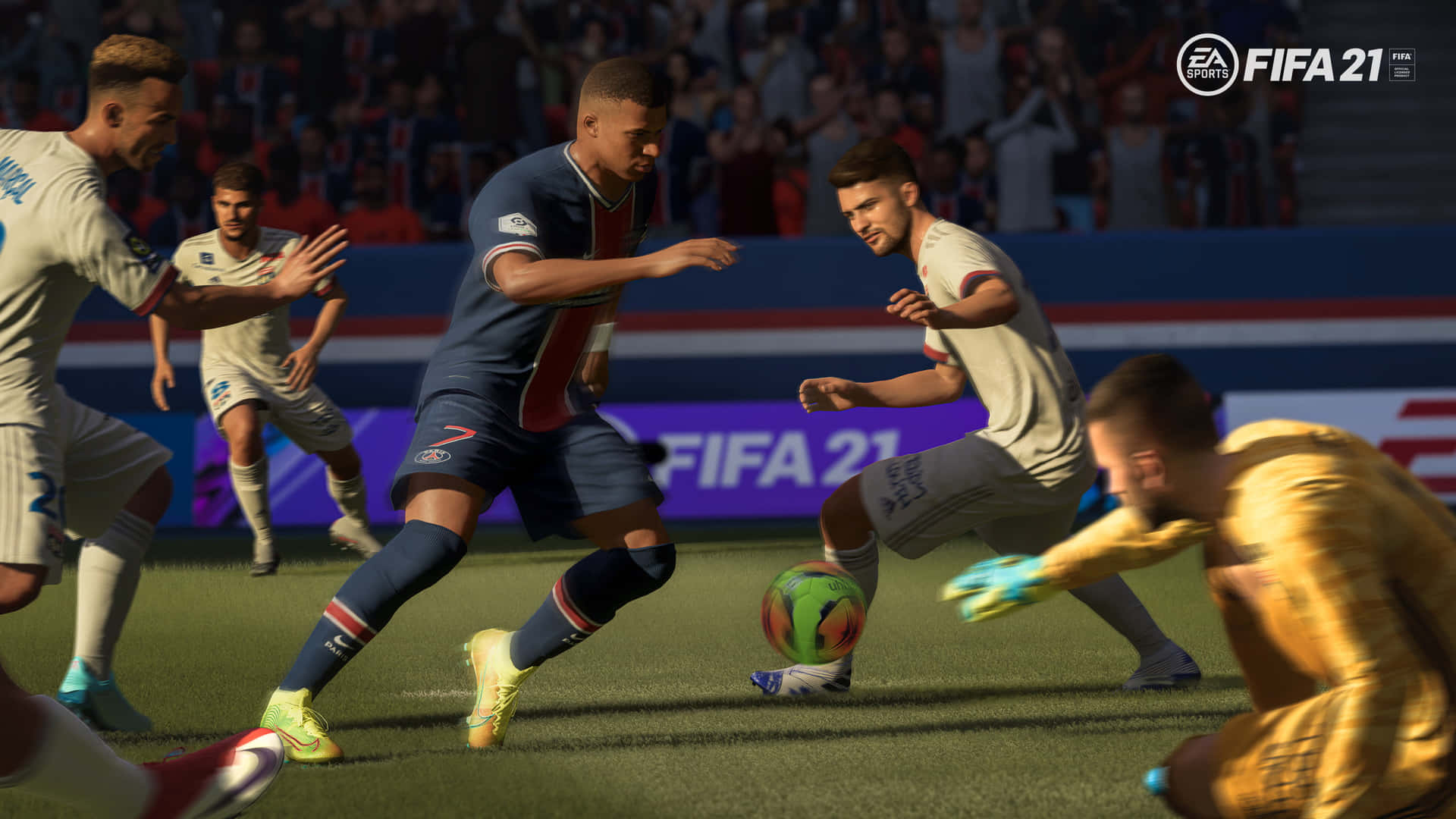 足球員在FIFA 21比賽中爭奪皮球，守門員飛身撲救。