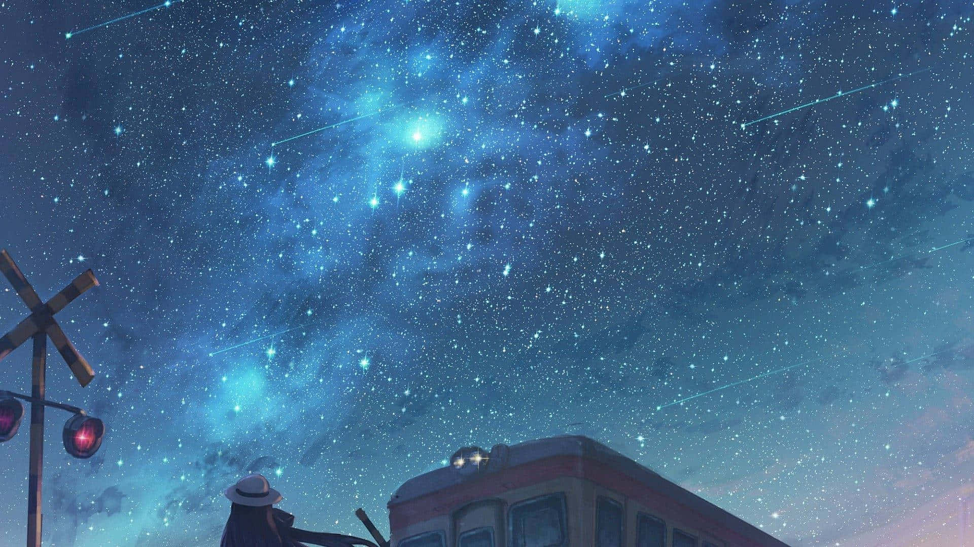 戴帽子的人站在火車旁，在星空下，有發光的星雲和流星。