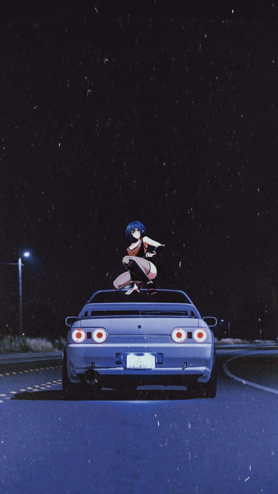 藍髮動漫女孩坐在藍色跑車上，身處雪夜場景。