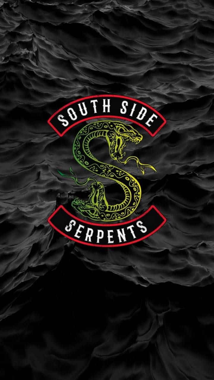 South Side Serpents 標誌，綠色蛇在黑色紋理背景上。