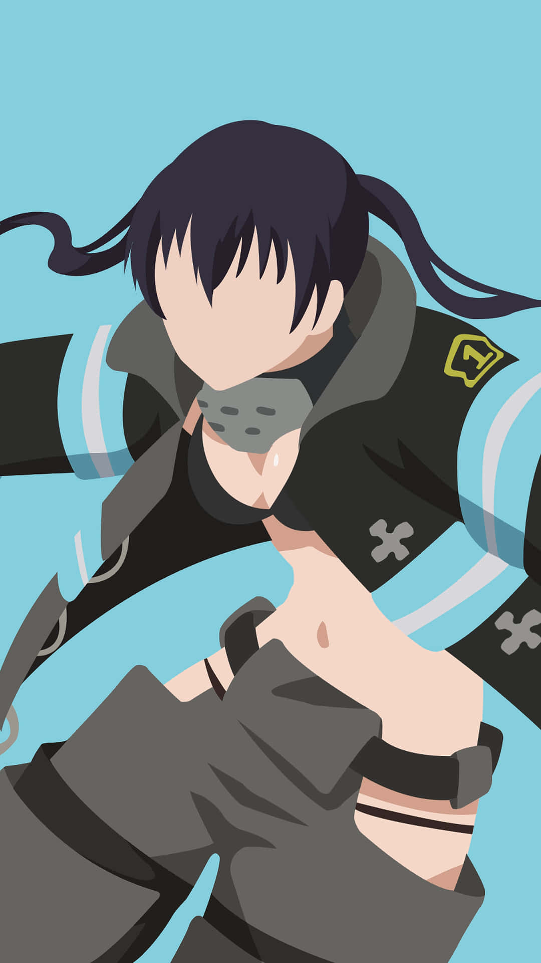 火之勇者 奧村塔麻希 壁紙 — 淺藍色背景上，身穿黑藍色制服、深色雙馬尾、戴灰色口罩的動漫女孩。