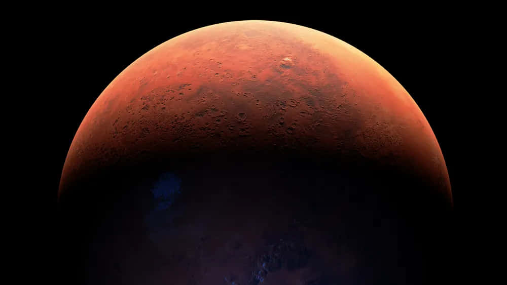 火星行星，橙色表面同黑暗大氣霧霾，背景係黑色太空。