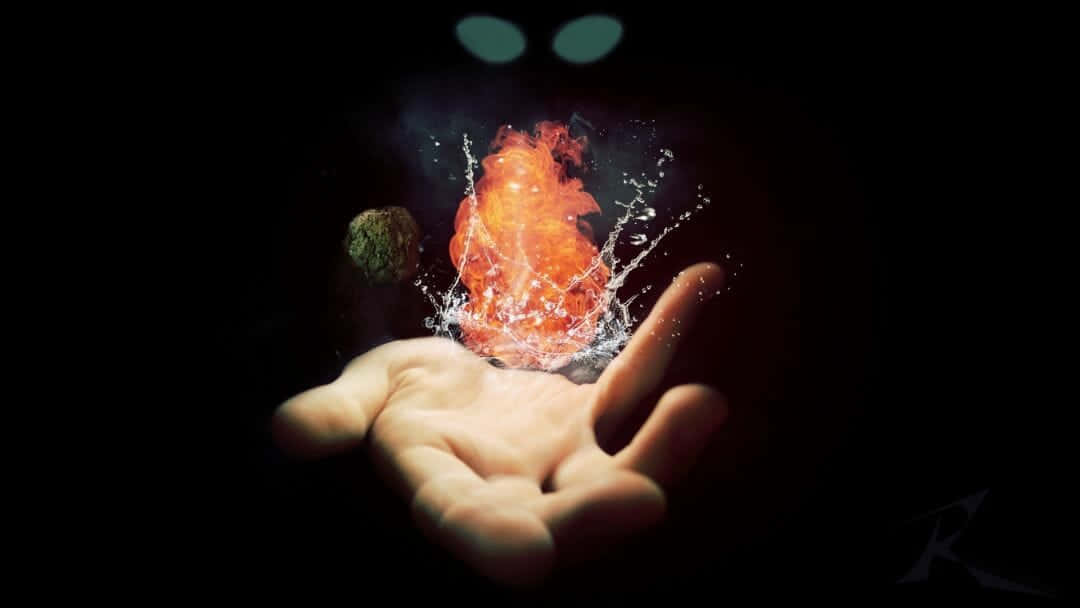 手捧火球，周圍水花四濺，下方有發光的眼睛。