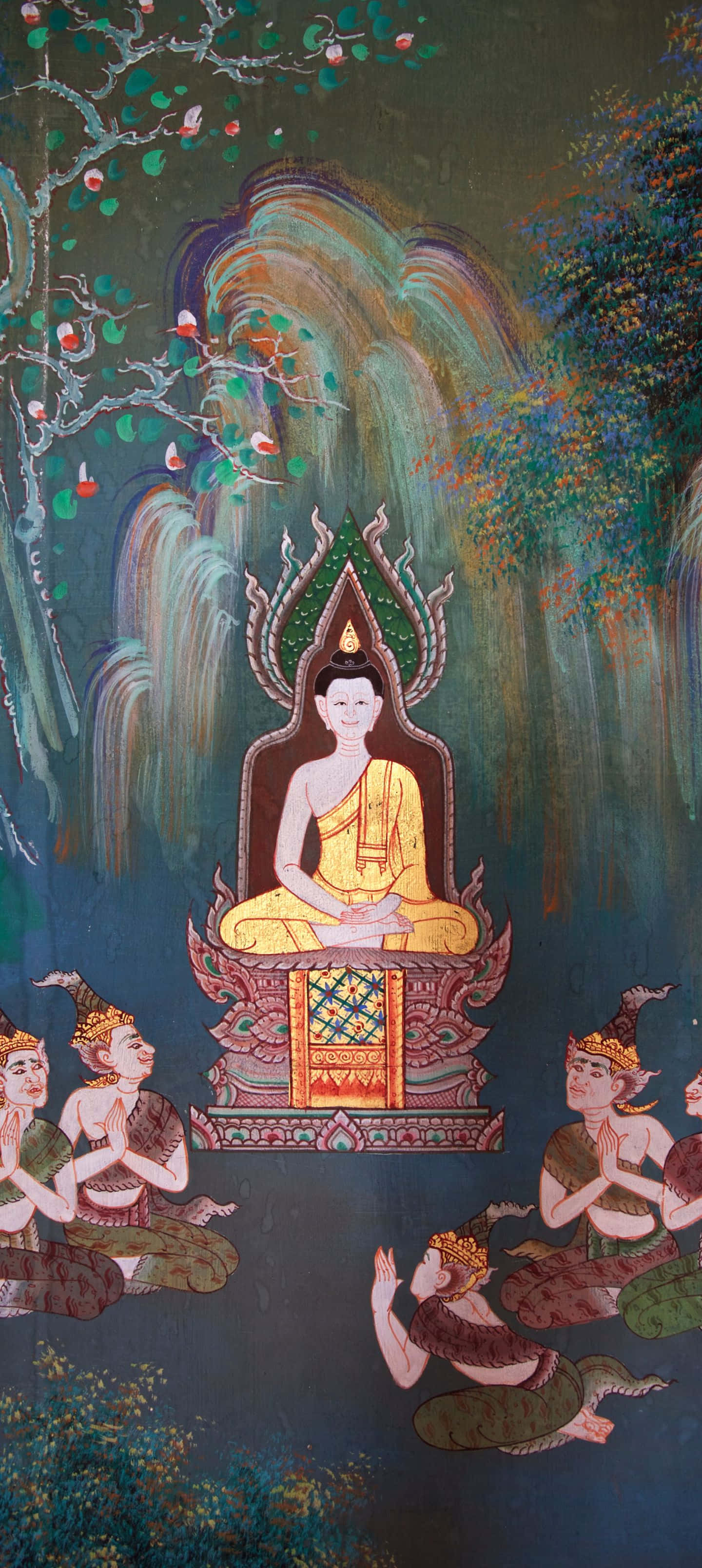 灰底白玫瑰特寫 壁紙 — 一尊寧靜的佛像身披金色袈裟，坐在華麗的寶座上，周圍是茂密森林壁畫中的信徒。
