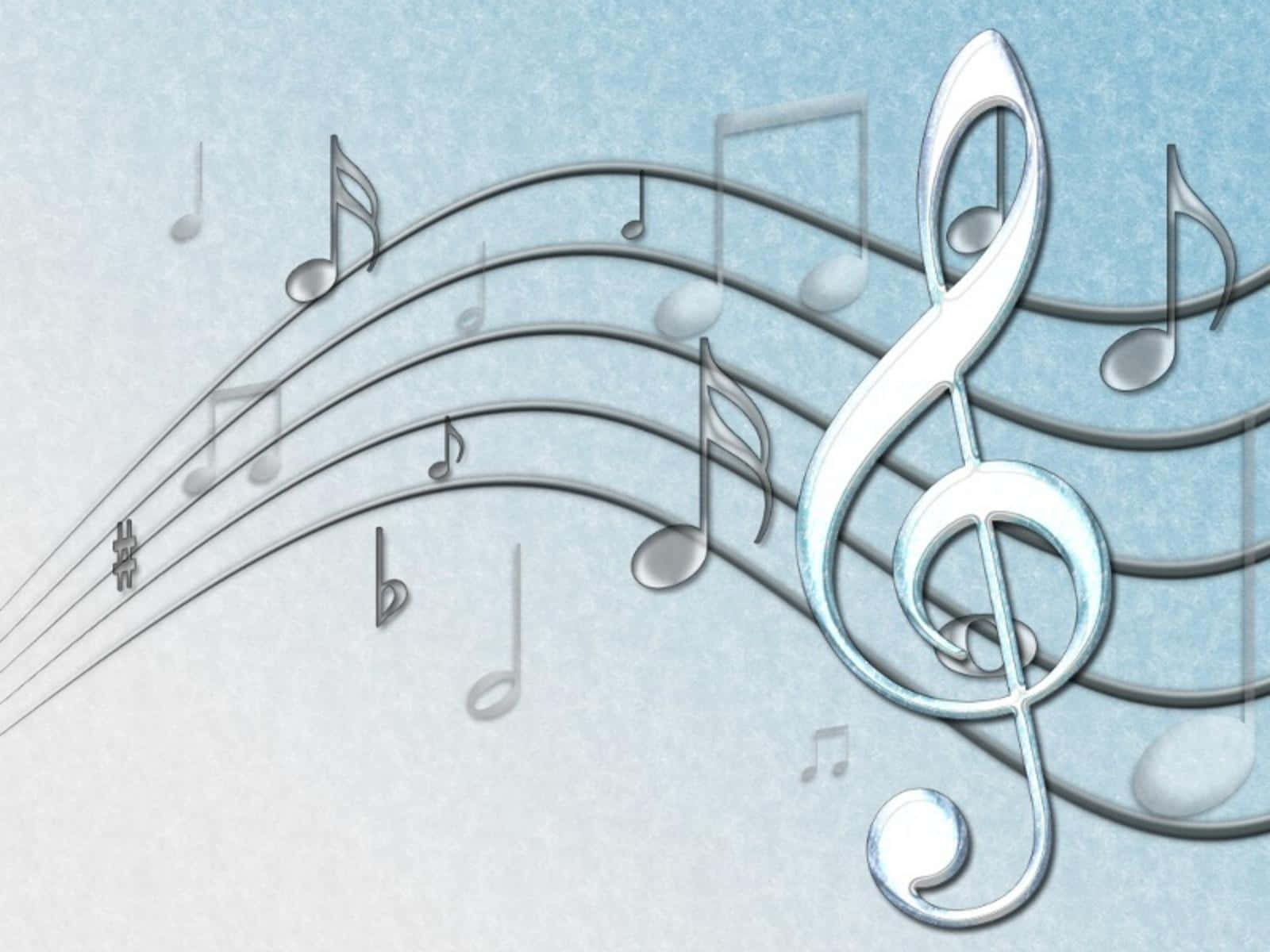 灰色主題音樂符號背景 壁紙 — 一個銀色高音譜號和音符優雅地漂浮在彎曲的五線譜上，背景是柔和的藍色紋理。