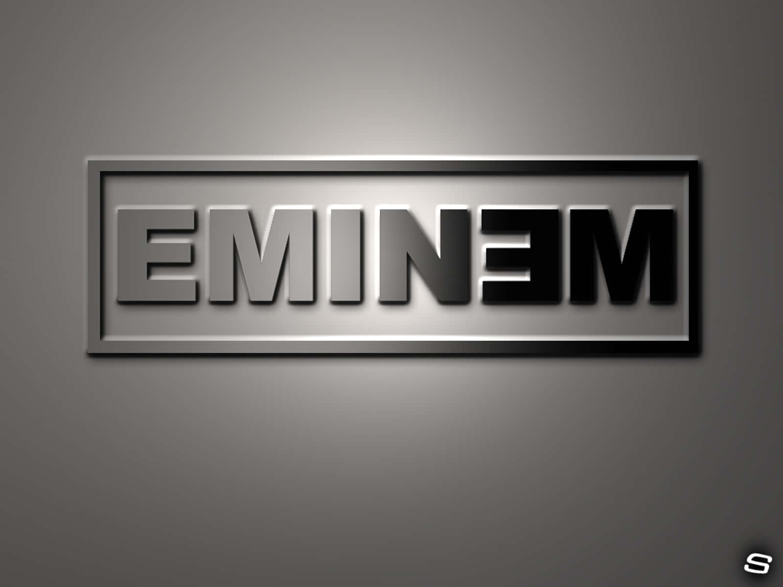 Eminem 桌布 壁紙 — 灰色牆上帶有3D字體和漸變陰影的大膽金屬Eminem標誌。