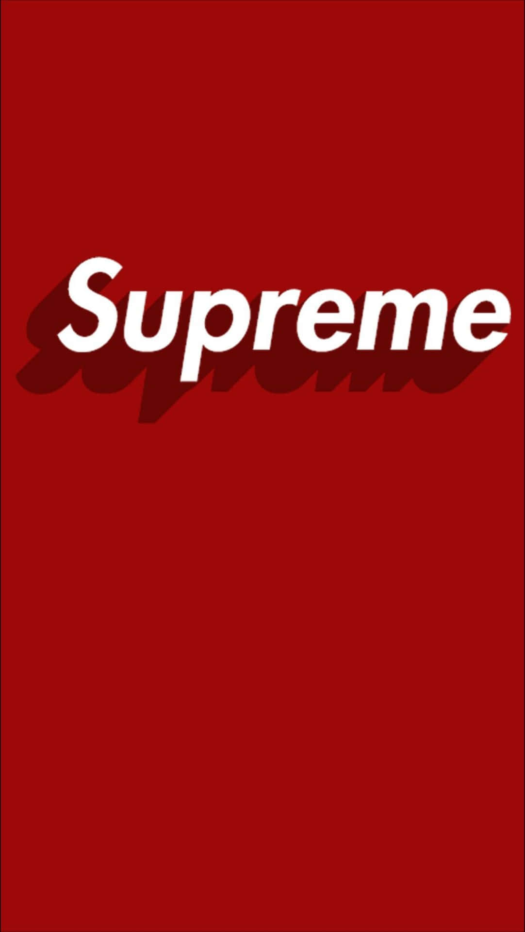 白色Supreme標誌帶陰影，位於紅色背景上。