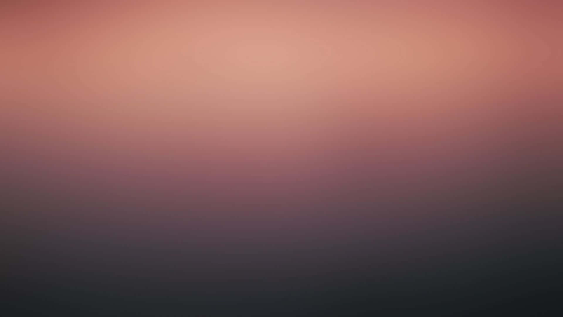 柔和漸變天空，從蜜桃色褪到紫紅色再到炭灰色