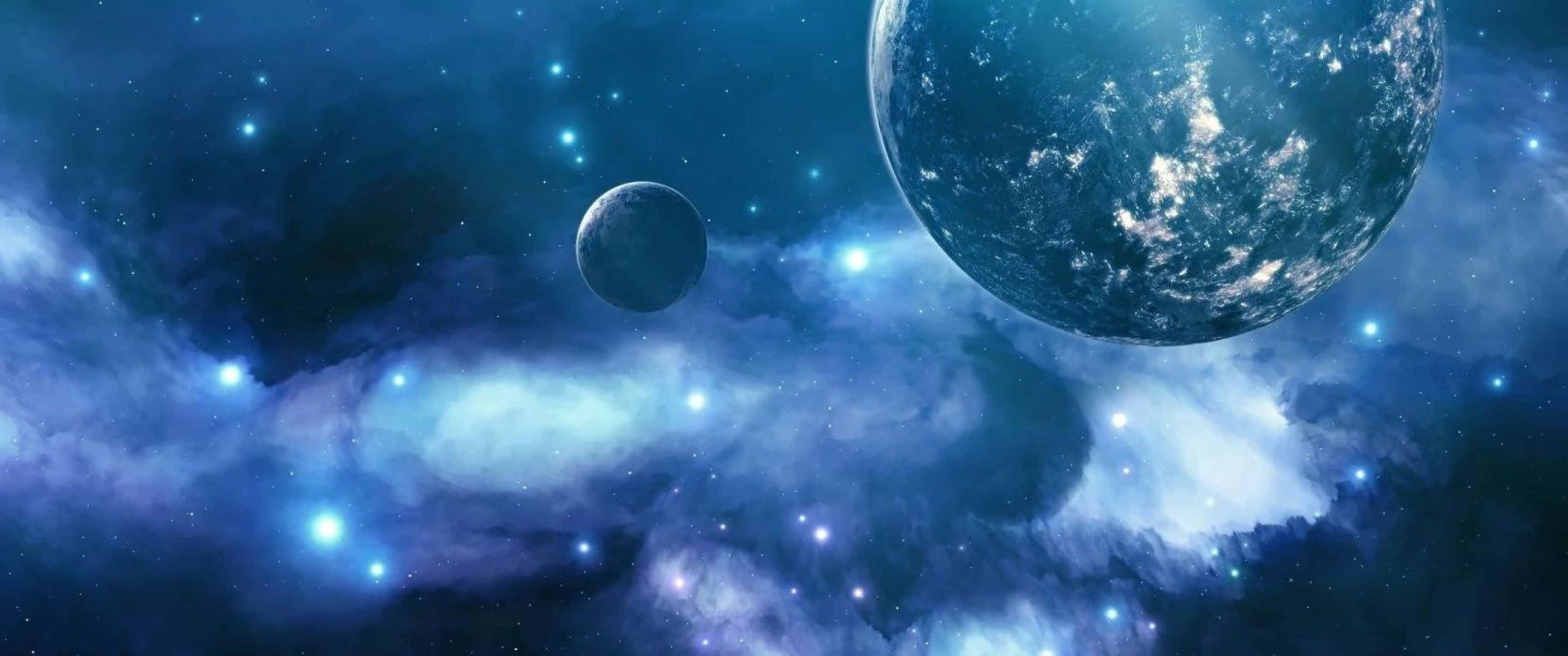 無性別藍色宇宙 壁紙 — 一顆雄偉的藍色行星和月亮漂浮在發光的星雲和閃爍的星星之間，在宇宙的廣闊空間中。