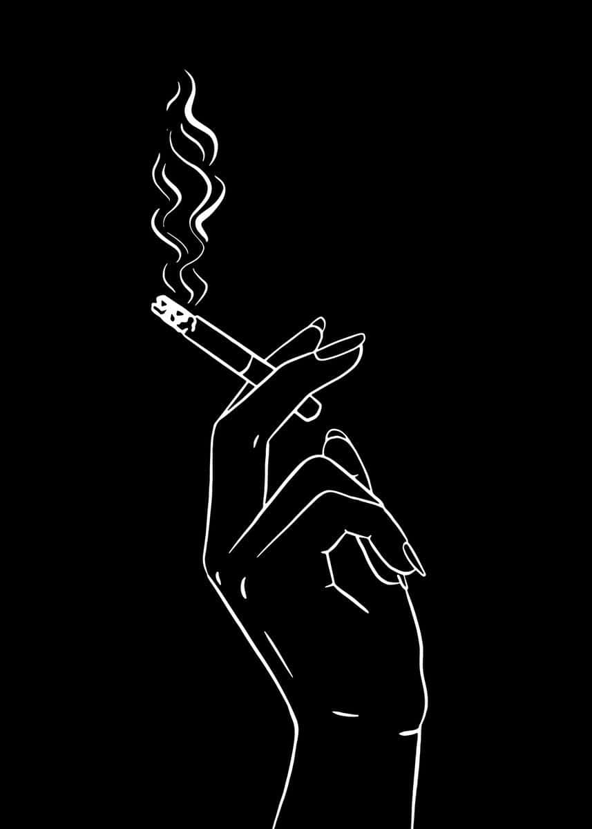 一隻手拿著香煙，煙霧在黑色背景上裊裊升起。