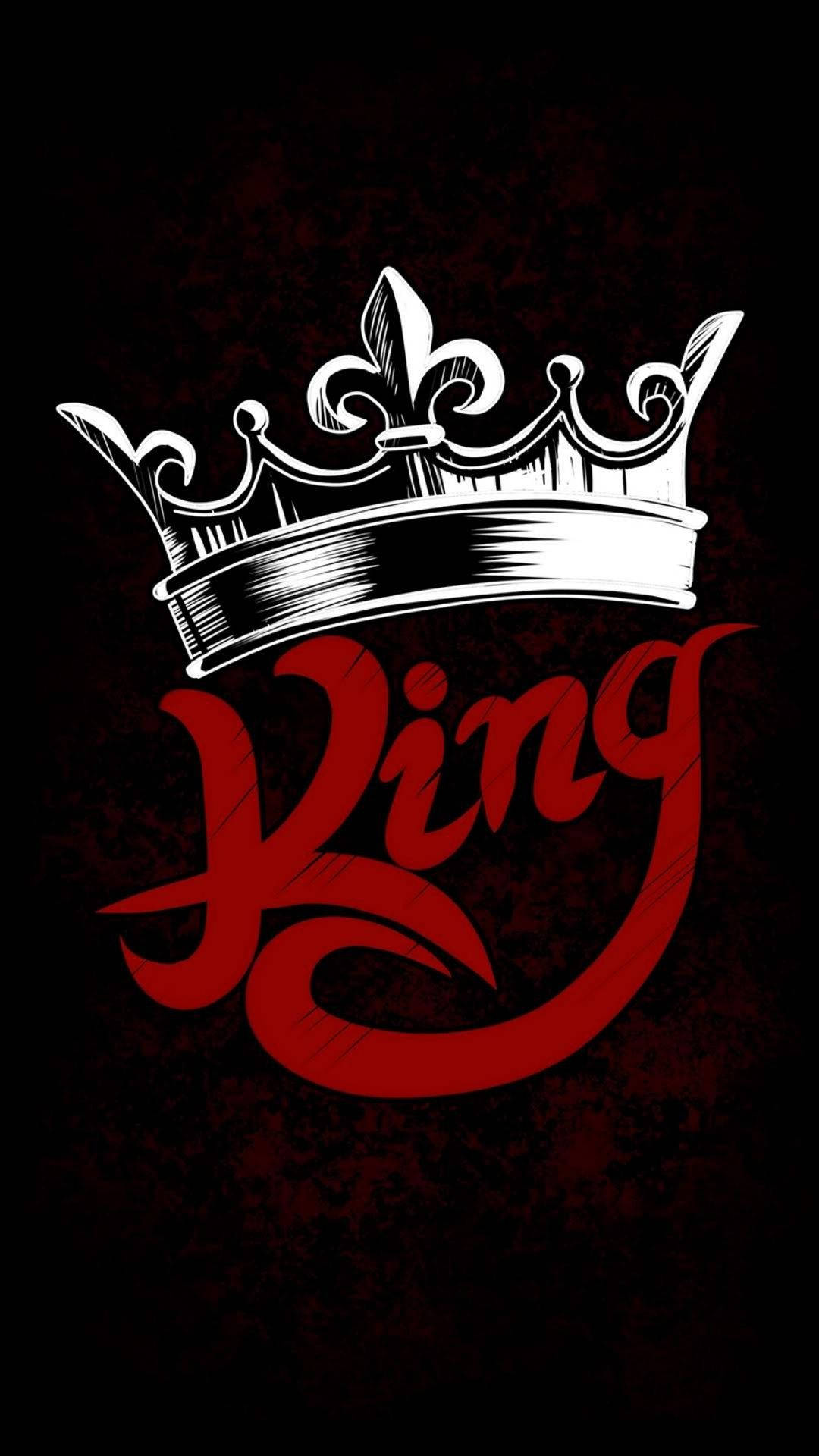 熱辣紅王 壁紙 — 一個大膽的白色皇冠和紅色風格化的文字「King」主導了有紋理的深色背景。