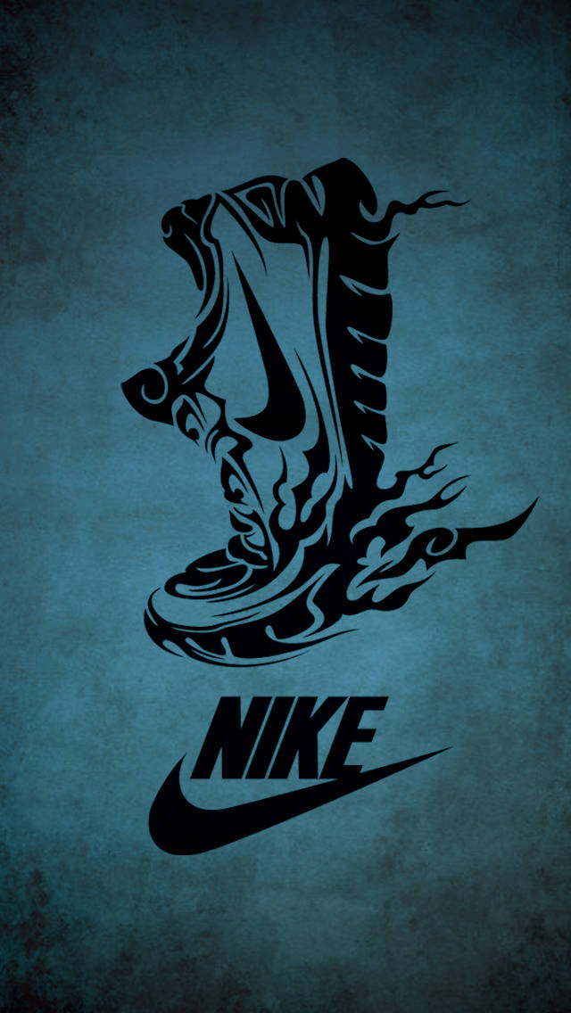 黑色Nike運動鞋，火焰設計，有紋理的青綠色背景。