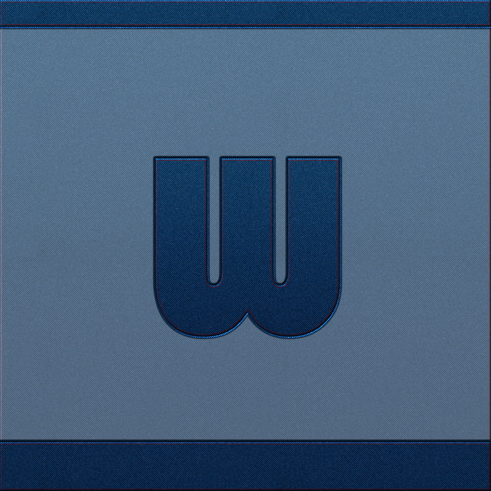 帶有深藍色邊框的紋理布料上的藍色「W」標誌。