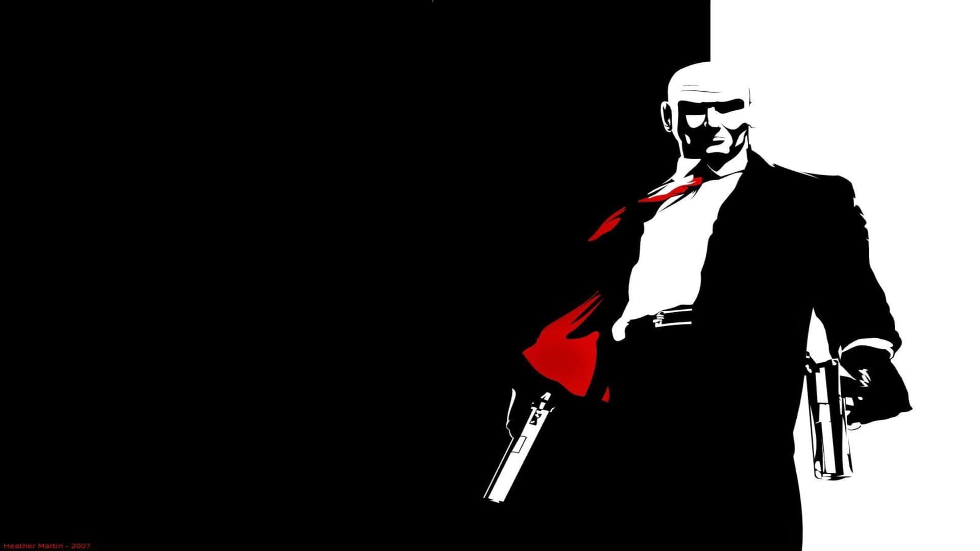 特工 47 在 HD Hitman 2 中融入陰影 壁紙 — 一個光頭男子身穿西裝，打著鮮紅色領帶，手持兩把手槍，在分裂的黑白背景前呈現出鮮明的黑白剪影。