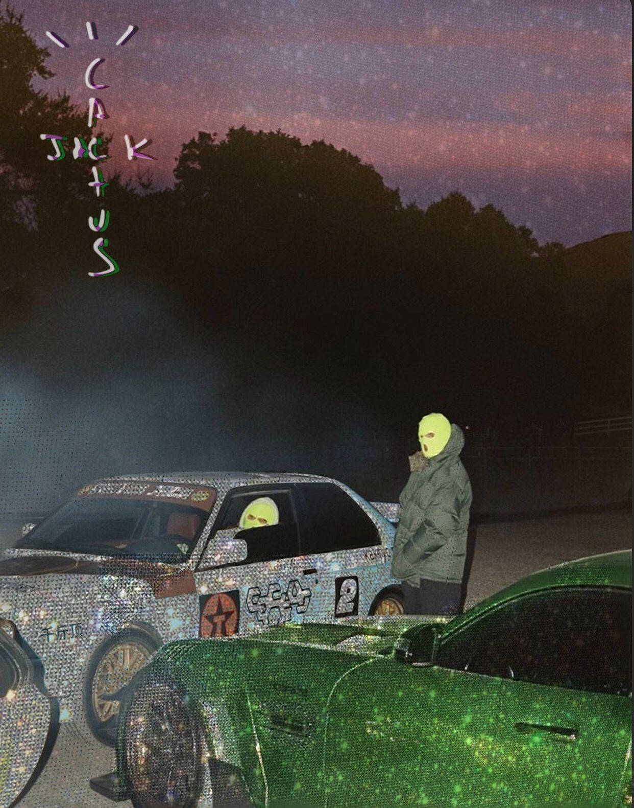 兩個戴面具的人站在覆蓋閃粉的汽車旁，背景是星空暮色天空。