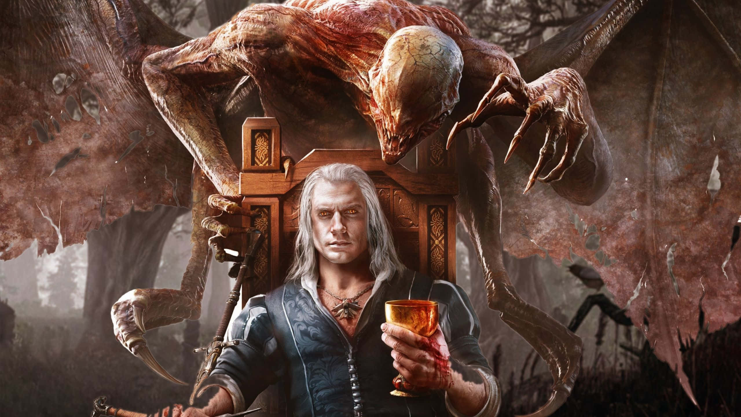 獵魔人置身烈焰之中 壁紙 — 一位白髮的陰鬱戰士平靜地坐著，手持一個血淋淋的高腳杯，而一隻巨大的有翼怪物在他身後的黑暗森林中若隱若現。