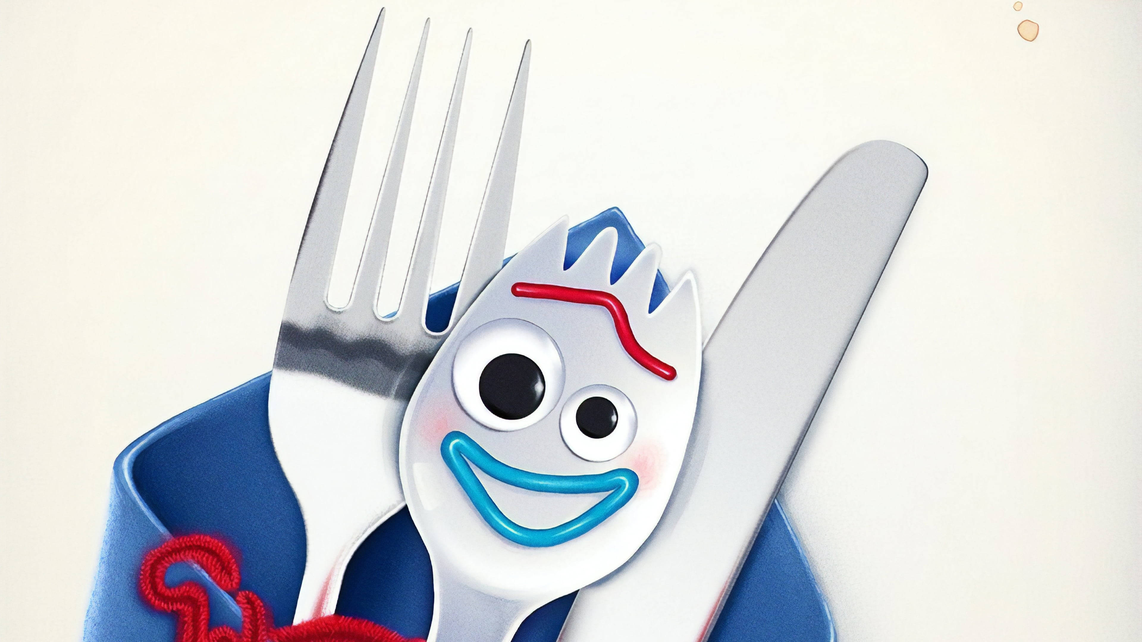 玩具總動員三號主角 Forky 壁紙 — 一個快樂的動畫叉子，有凸眼和藍色微笑，坐在藍色餐巾上的刀和叉之間。