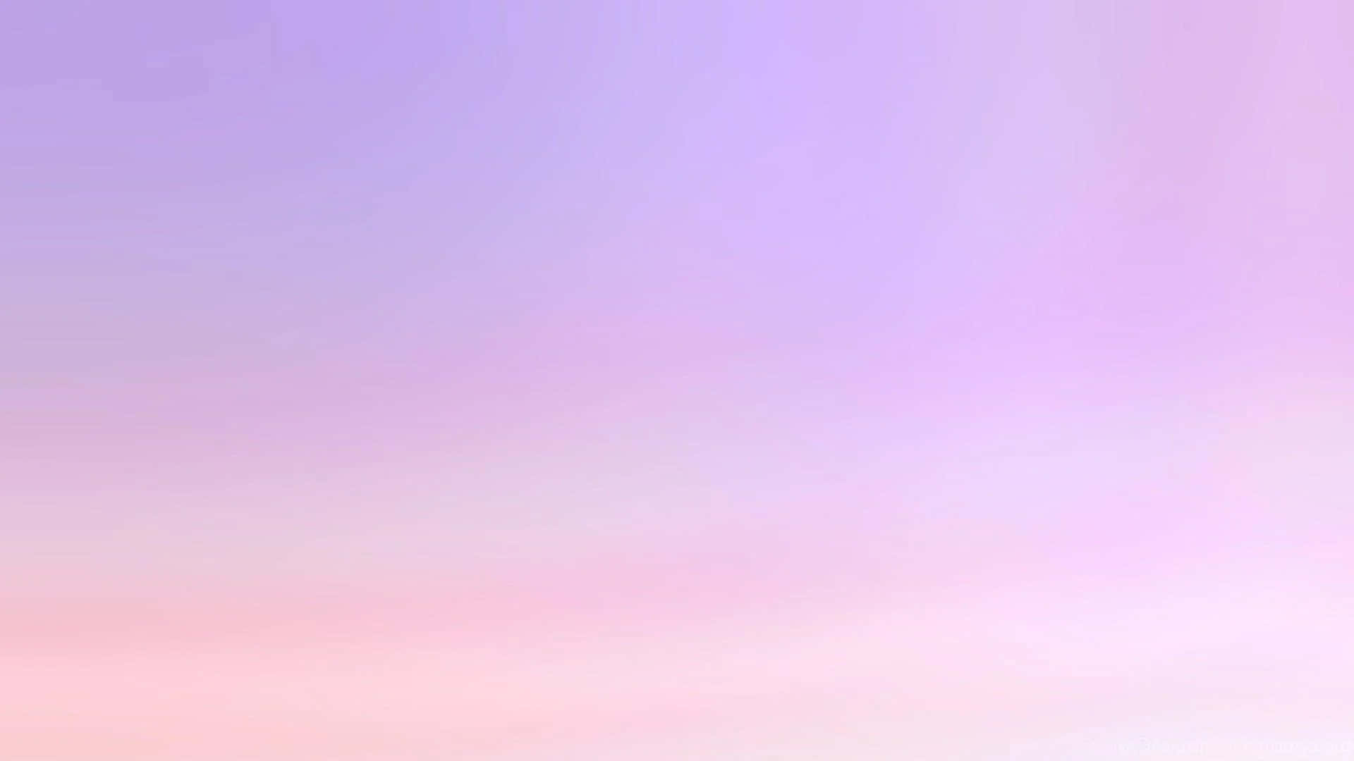 柔和粉彩漸變天空，融合薰衣草和蜜桃色調。