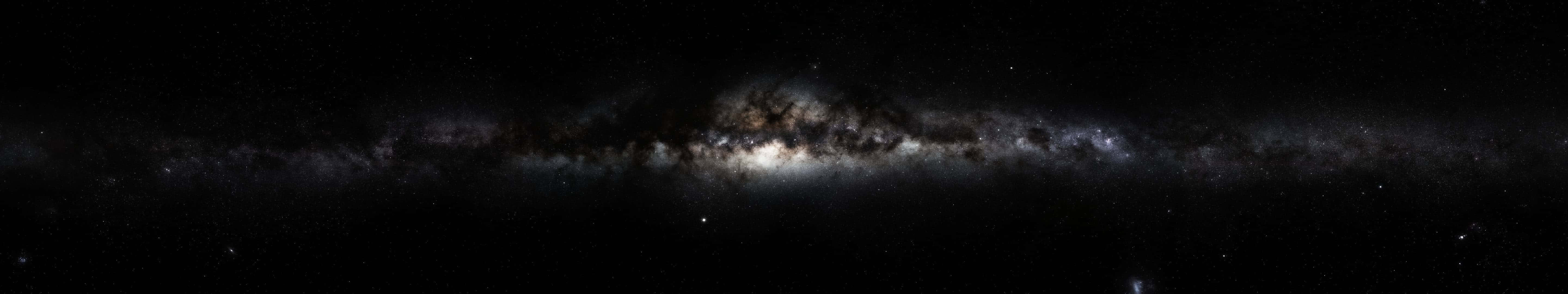 銀河系在繁星點點的夜空中閃耀。