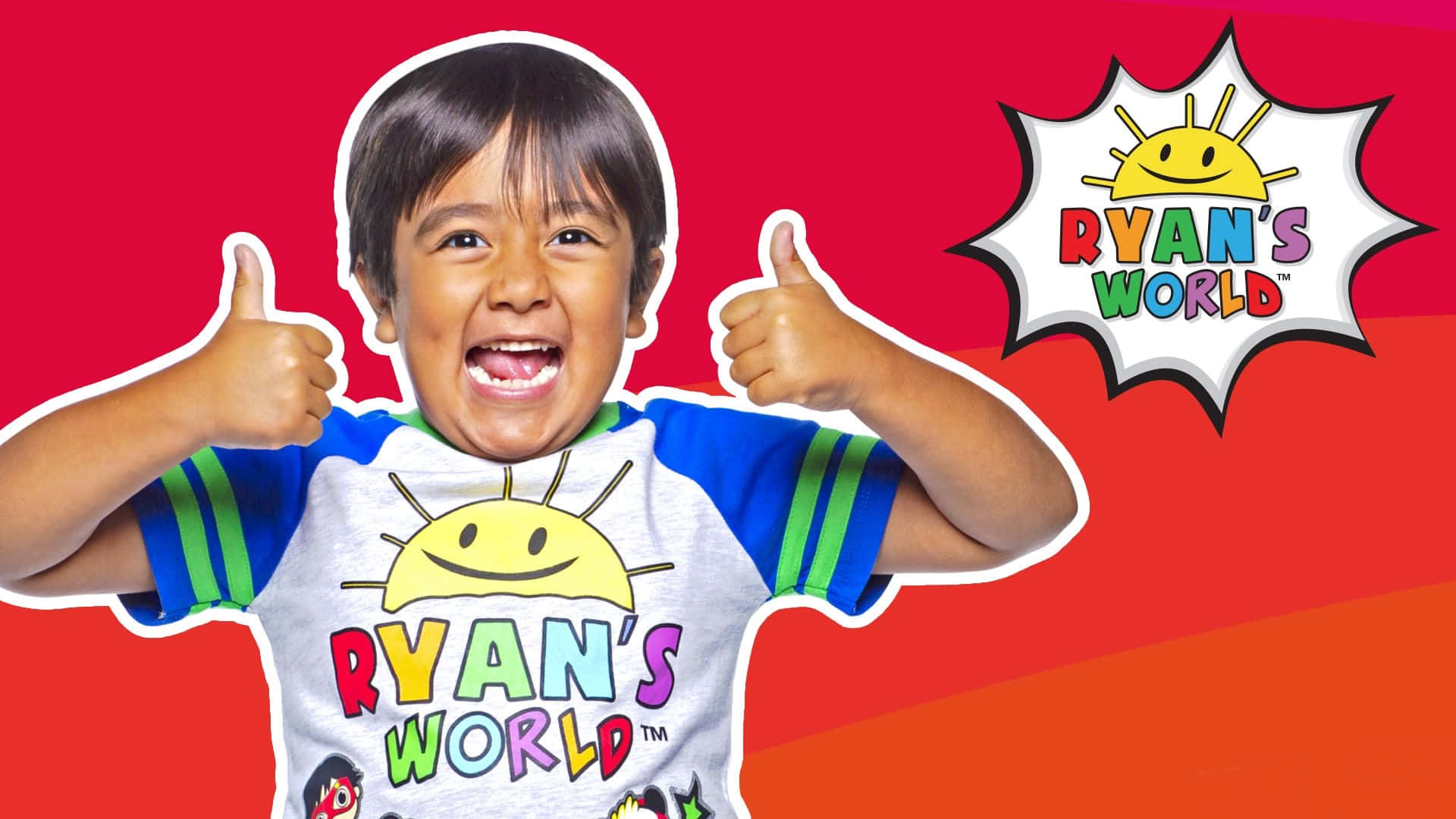 小孩豎起兩個大拇指，穿著Ryan's World T恤，帶有節目標誌