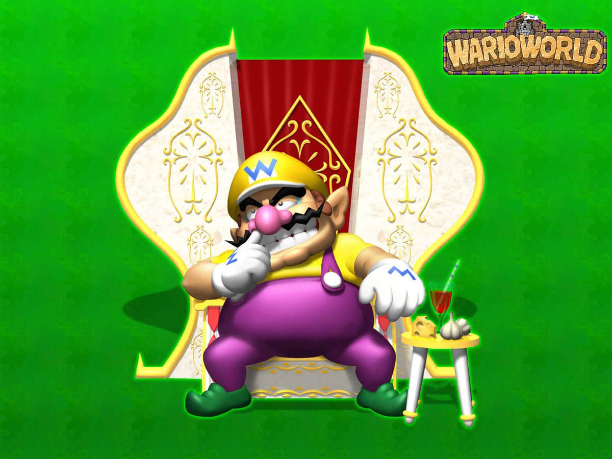 wario 桌布 壁紙 — 瓦利奧在瓦利奧世界中自鳴得意地坐在王座上，旁邊放著一杯飲料、大蒜和芝士。