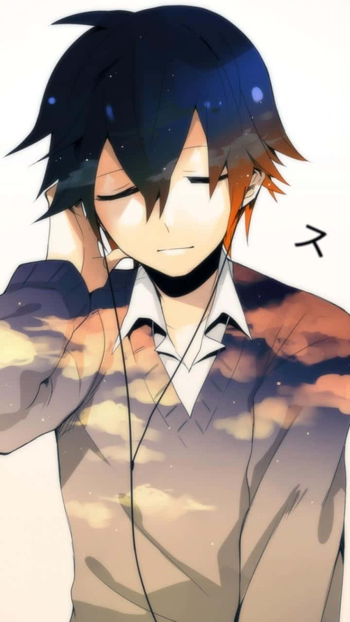 甜美「可愛動漫男孩」 壁紙 — 動畫男孩，頭髮像星星，外套上有日落雲彩，微笑著聽音樂。
