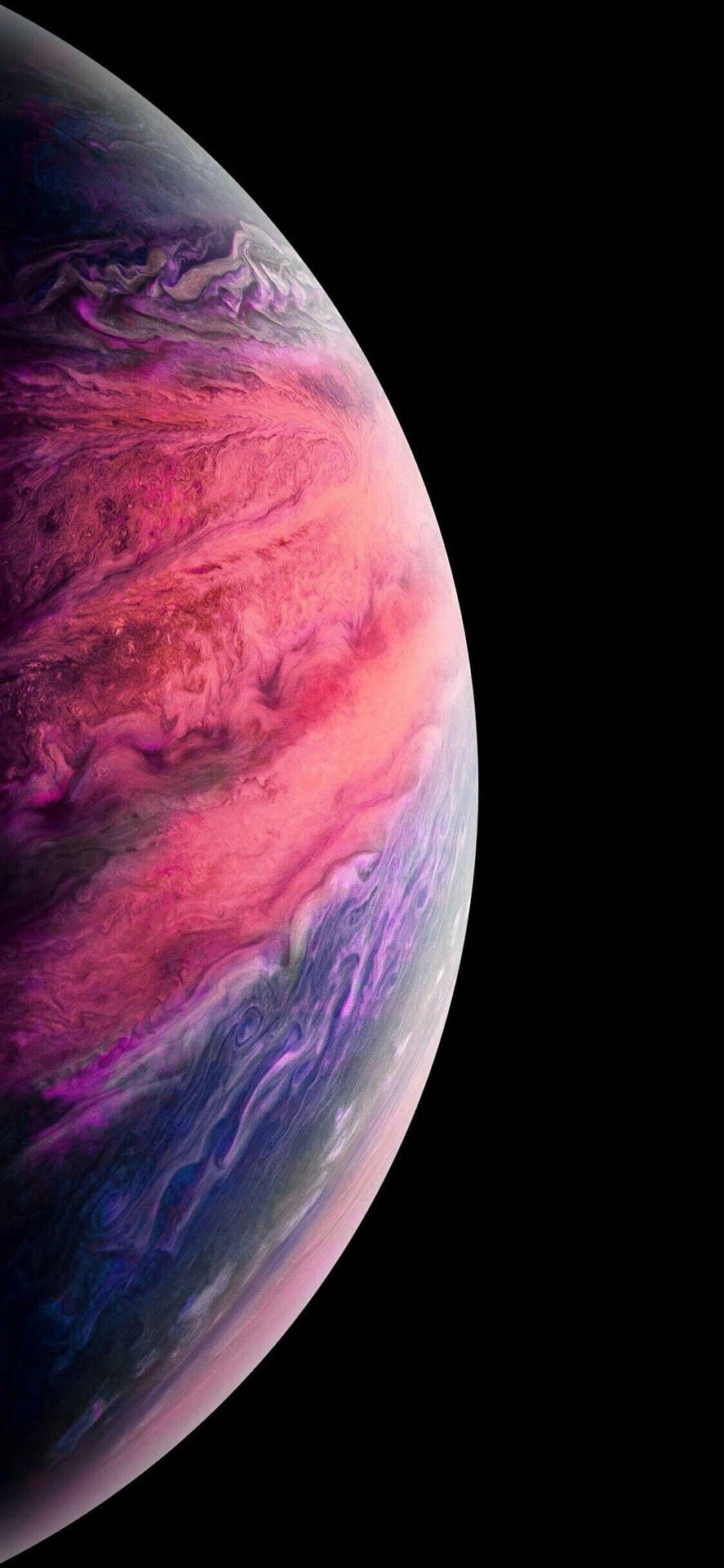 太空中一個色彩繽紛的旋轉行星，帶有粉紅色、紫色和藍色雲彩，背景是黑色虛空。
