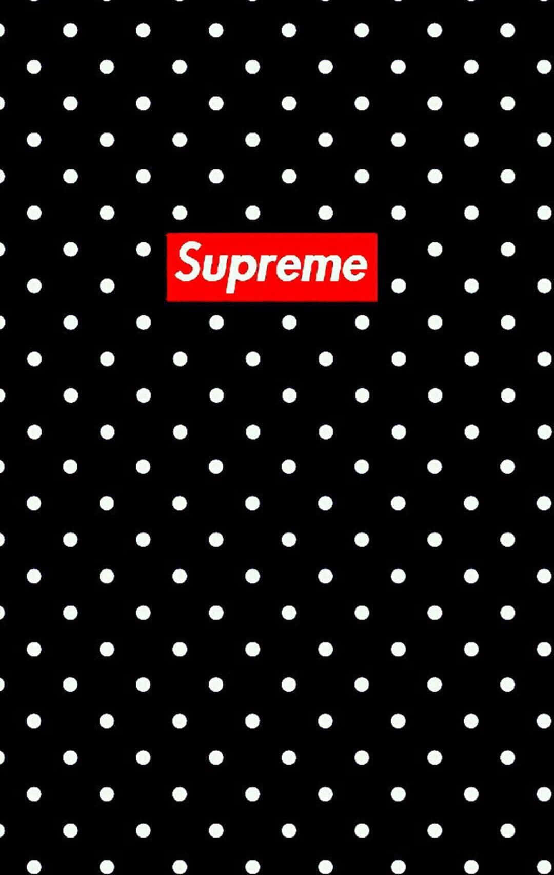 黑色背景上帶有白色圓點和一個紅色Supreme標誌。