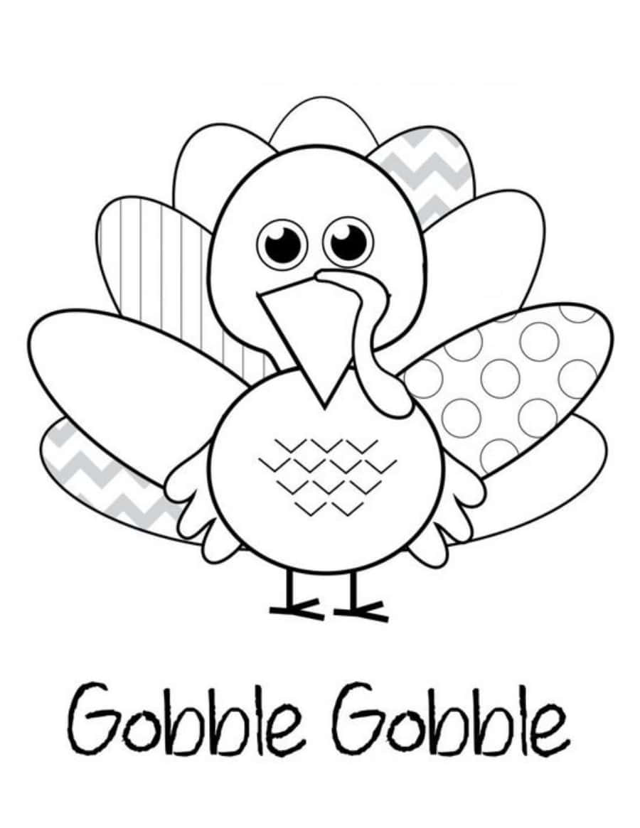 黑白火雞填色頁，帶有圖案羽毛和 'Gobble Gobble' 文字。