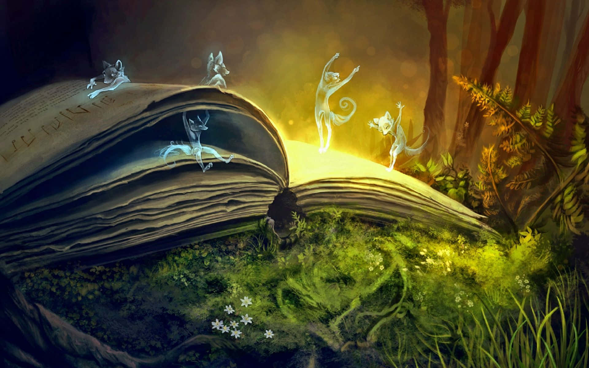 Grimoire 桌布 壁紙 — 發光的狐狸精靈在一個古老打開的書本上跳舞，身處一個沐浴在金色光芒中的神秘森林空地。