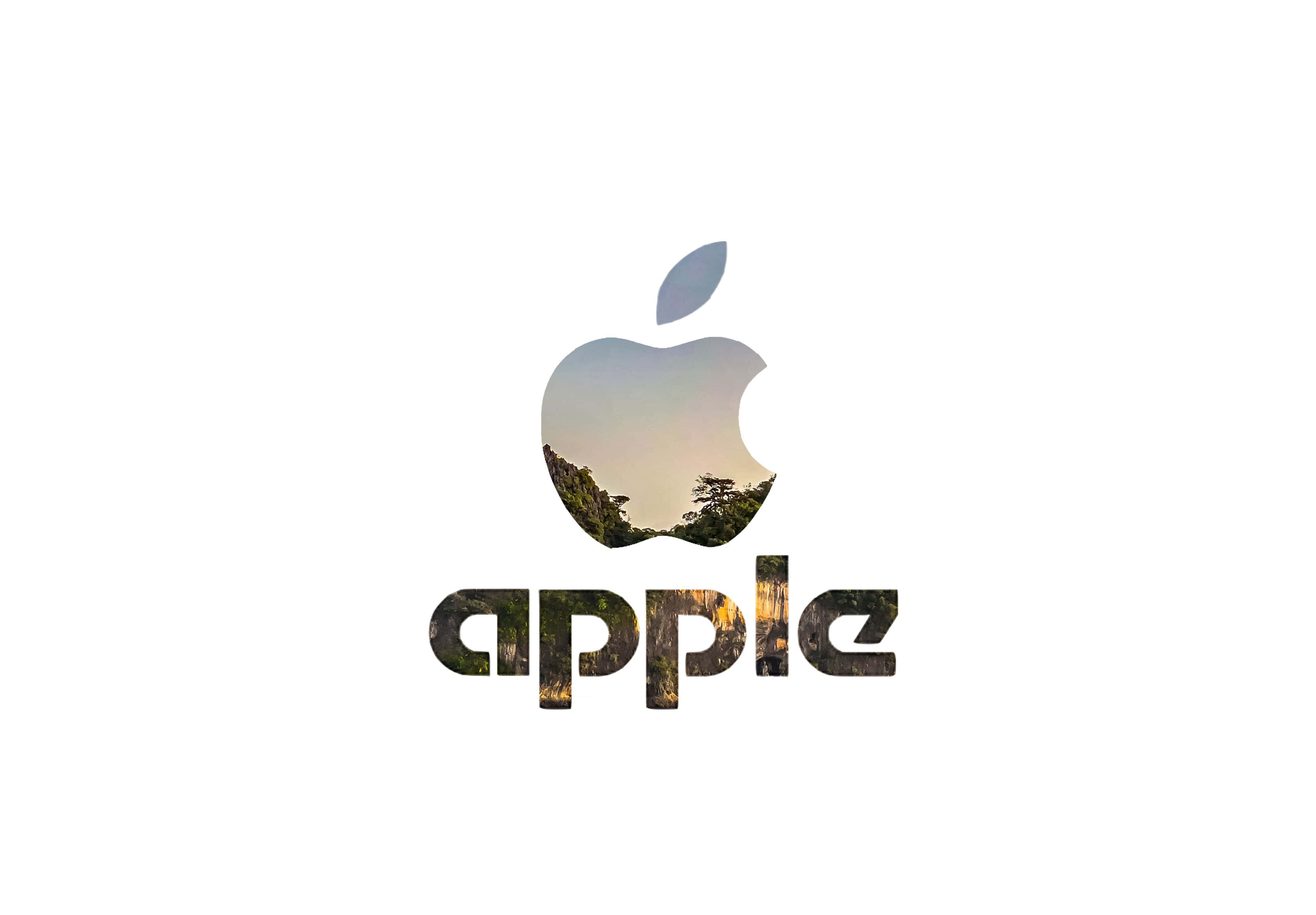4K Apple 桌布 壁紙 — 白色背景上，Apple 標誌內充滿寧靜的日落森林場景。