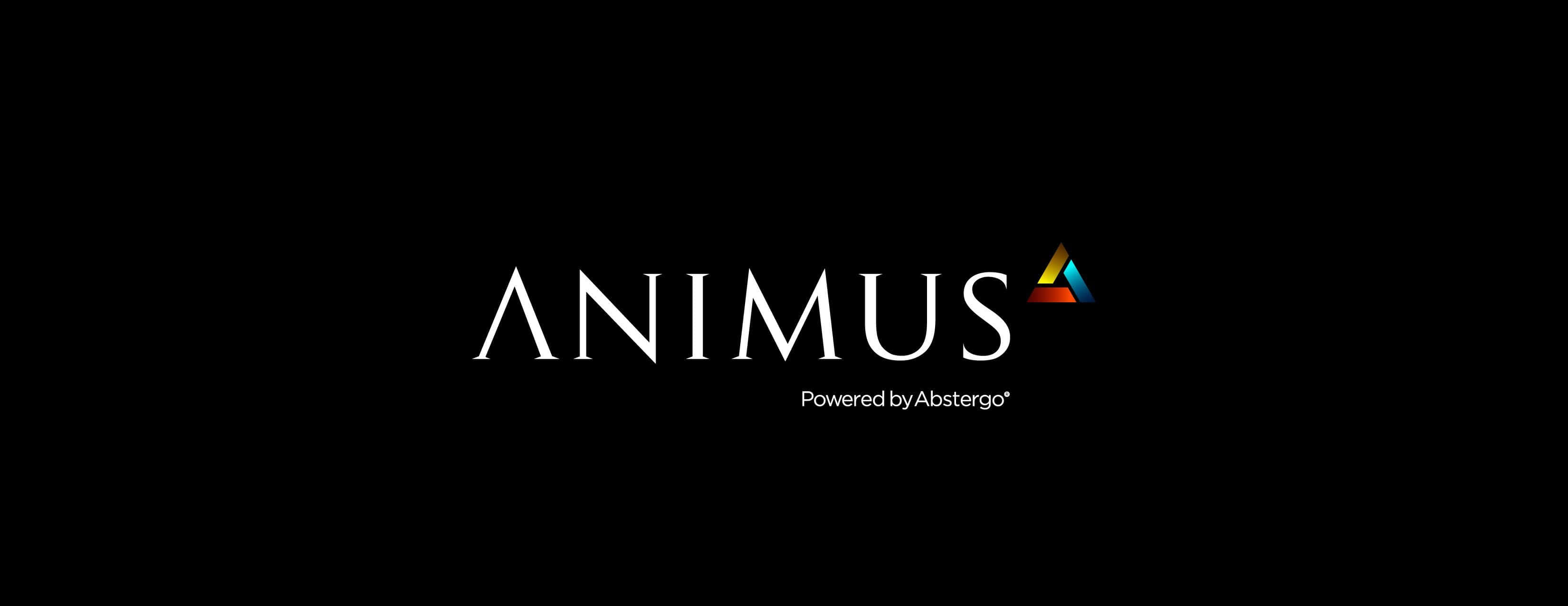 Abstergo 桌布 壁紙 — 白色襯線字體「ANIMUS」居中於黑色背景上，下方有彩色三角形標誌及「Powered by Abstergo」文字。