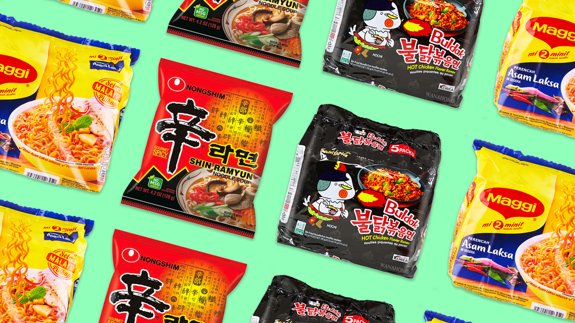 各種即食麵品牌，包裝色彩繽紛，置於薄荷綠背景上。