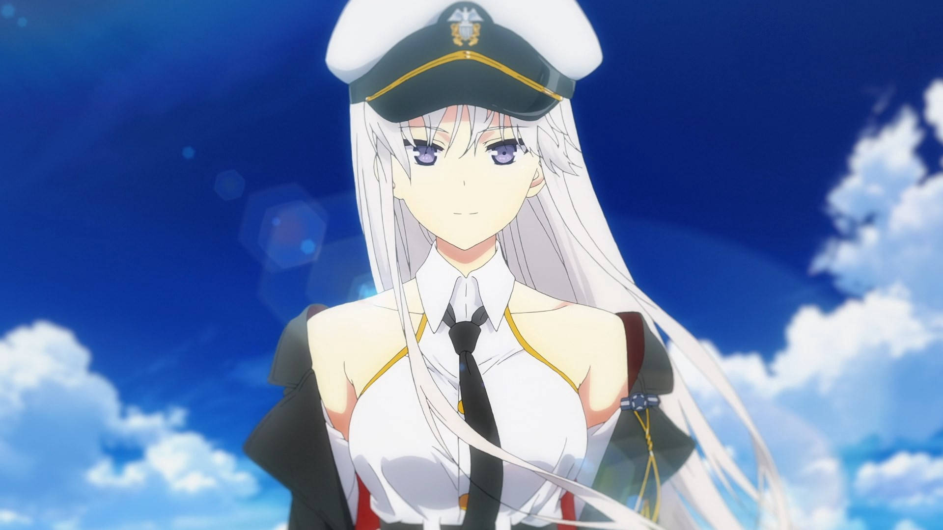 穿著海軍制服的動漫女孩在藍天白雲下。