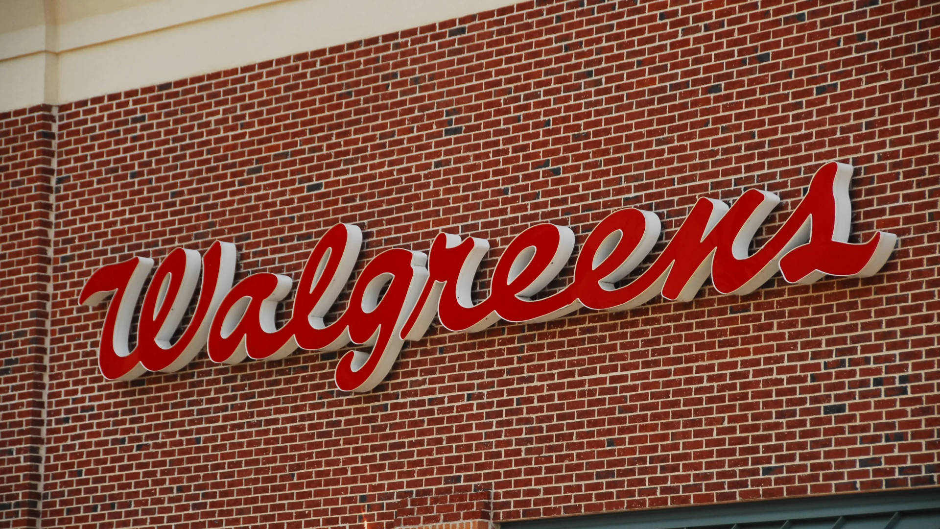 Walgreens商店標誌在磚砌建築上