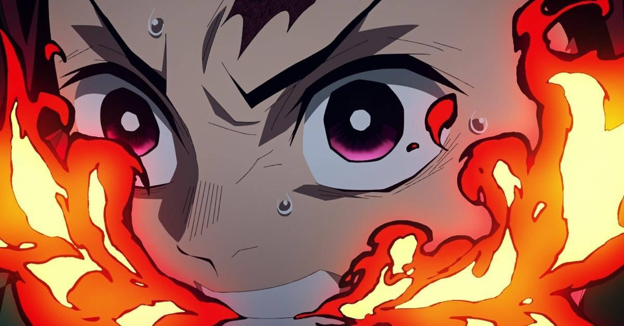 神火舞 炭治郎噴火特寫 壁紙 — 動漫面孔特寫，帶有強烈的眼睛，周圍環繞著鮮豔的橙色火焰和汗珠。