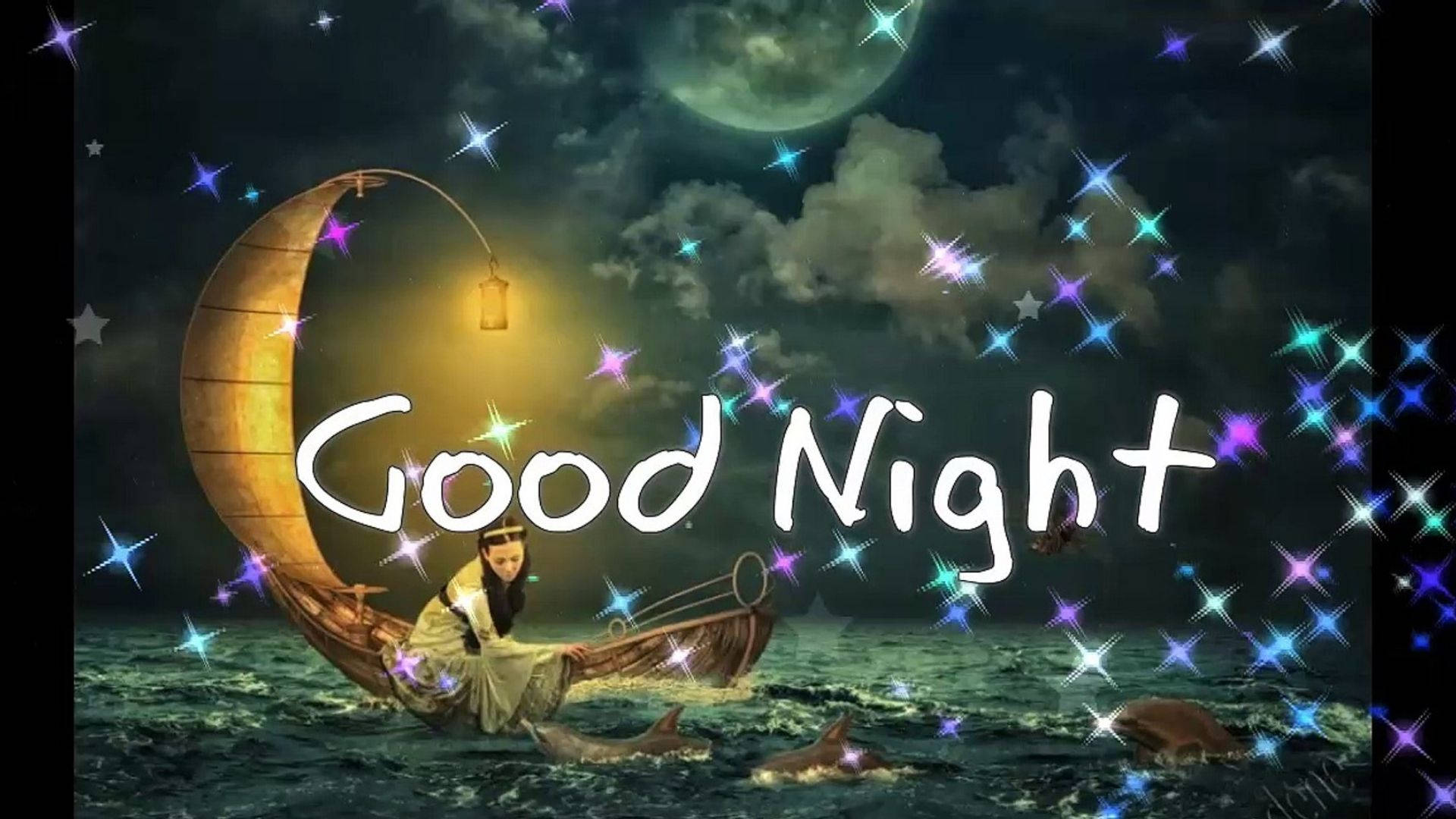 神祇俯瞰甜夢 壁紙 — 寧靜的夜晚場景，一個人在新月形狀的船上，在閃爍的星空水面航行，上方有發光的月亮。