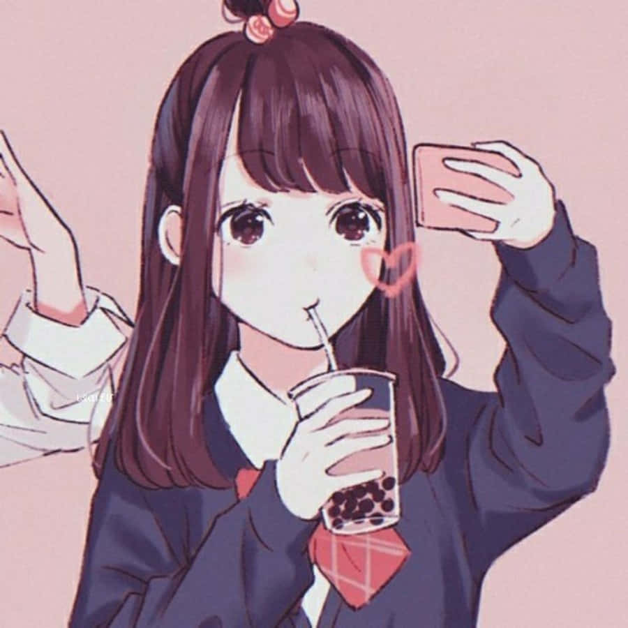 禪意動漫風格頭像 壁紙 — 穿著校服的動漫女孩一邊喝珍珠奶茶，一邊自拍，臉頰帶有心形紅暈。