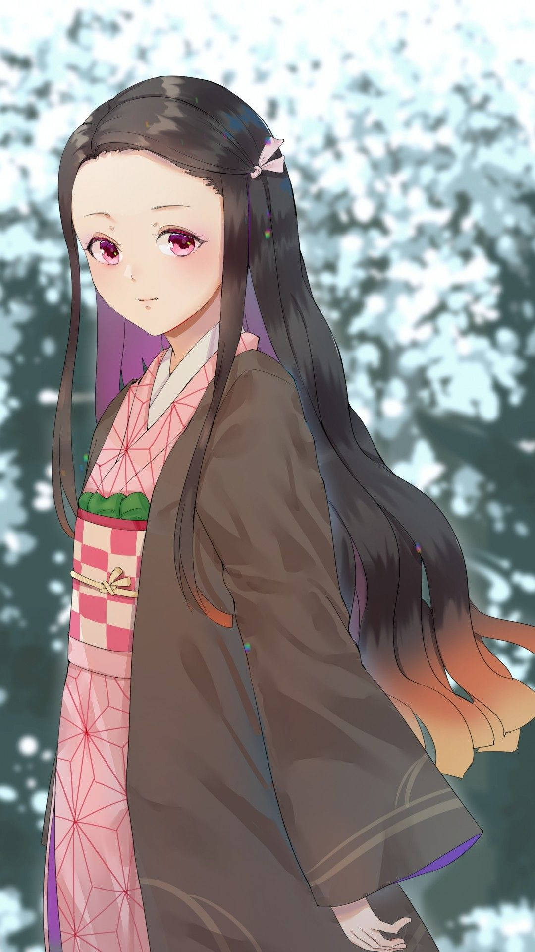 動漫女孩穿著粉紅色和服，長長的黑髮，站在戶外