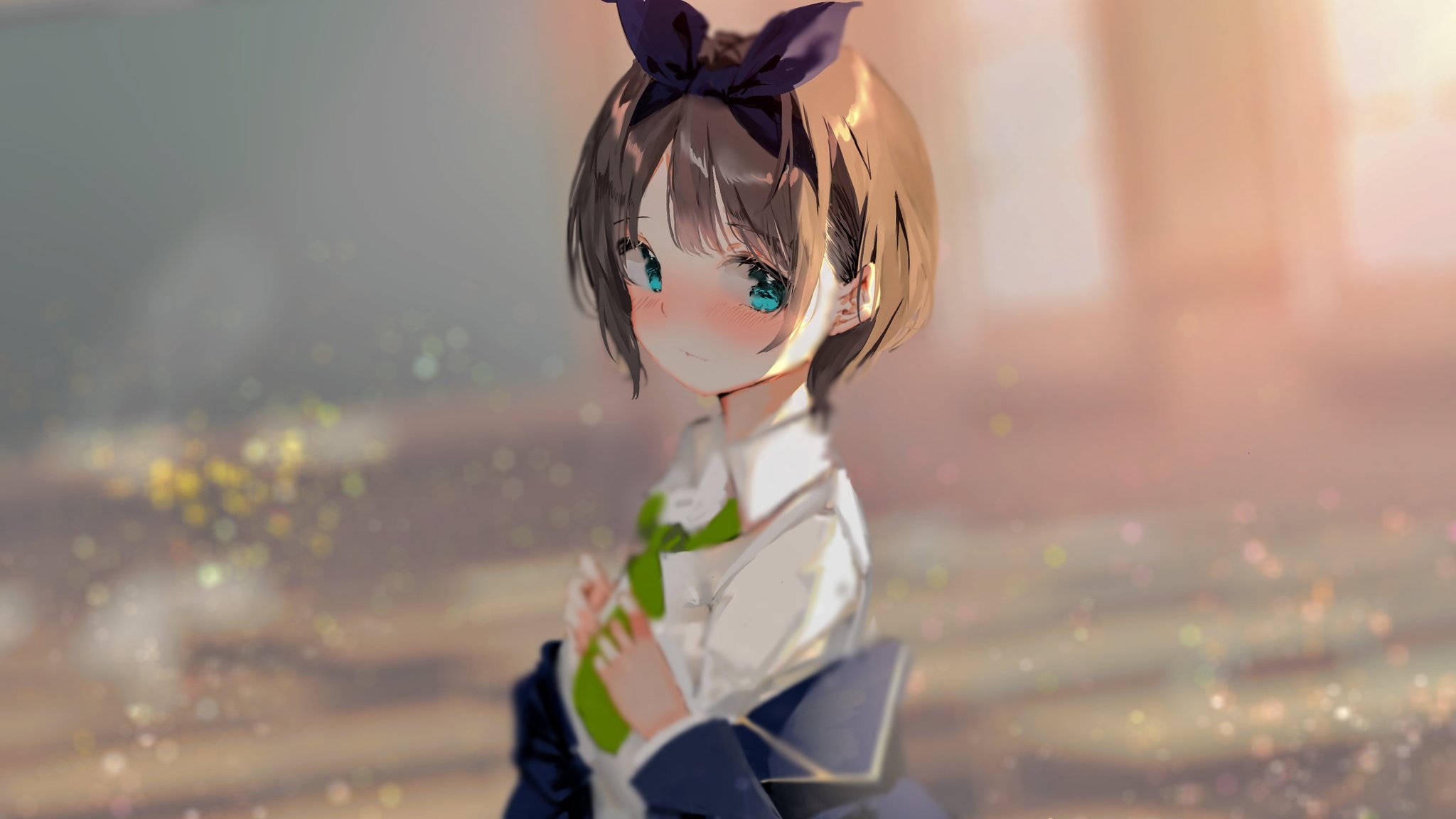 租借女友校服鶴 壁紙 — 一個開心的動漫女孩，棕色頭髮和藍色眼睛，穿著帶有綠色蝴蝶結的校服微笑。