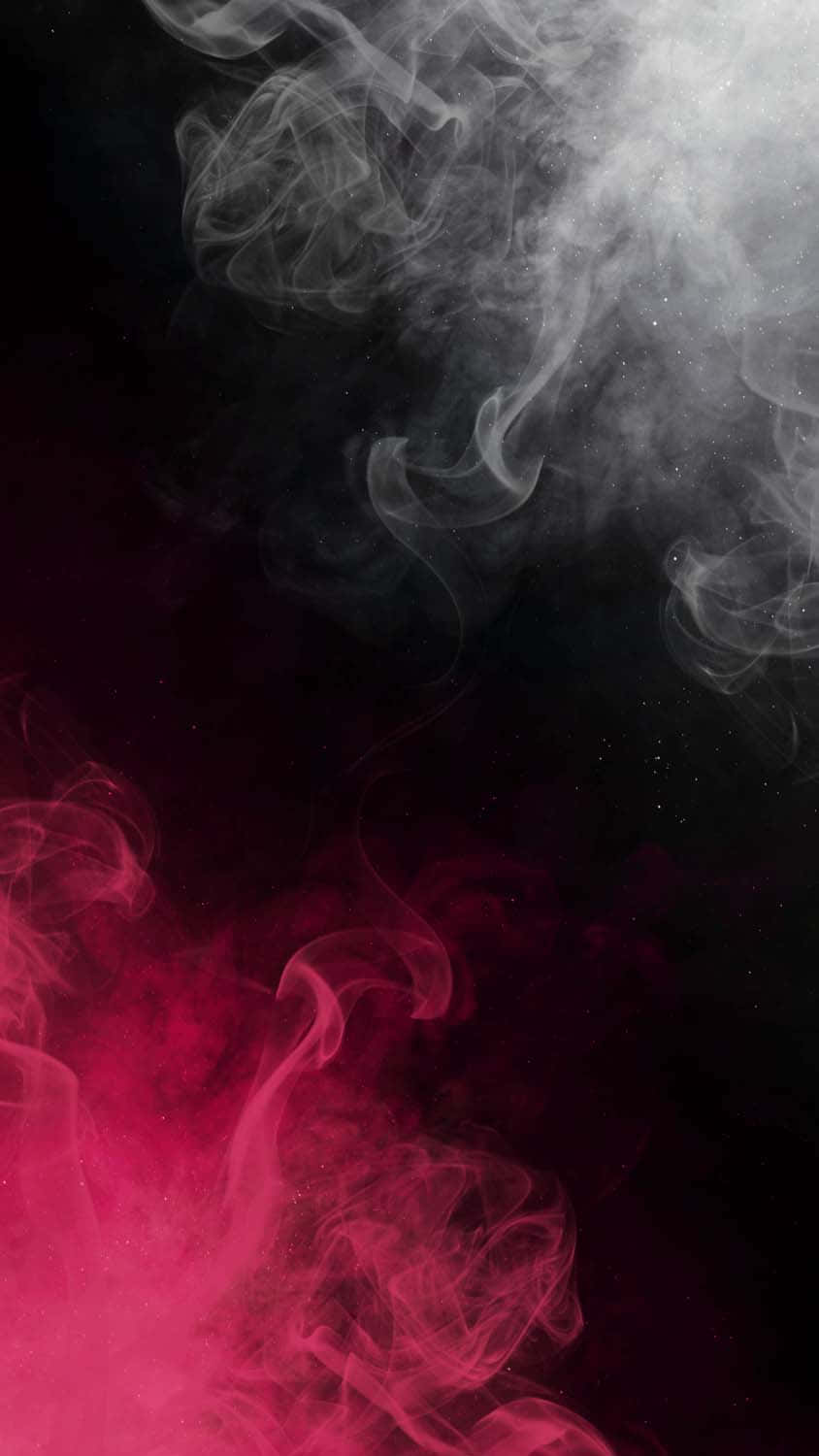 喺深色背景上，帶有星狀斑點嘅旋轉粉紅色同灰色煙霧。