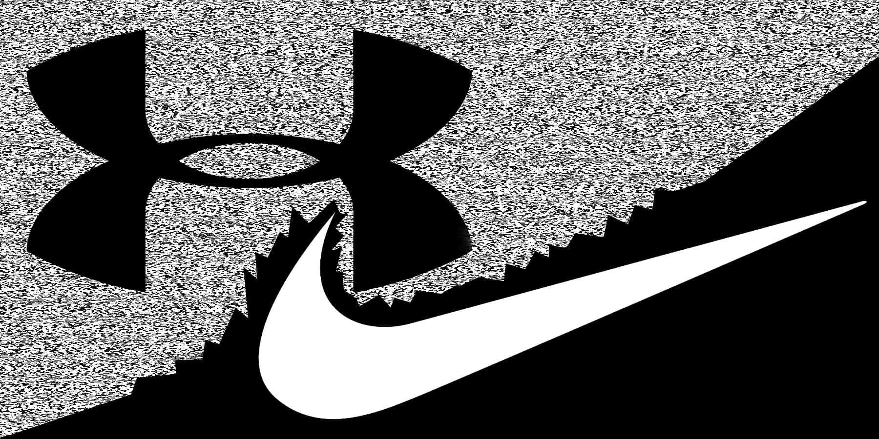 黑色 Under Armour 標誌和白色 Nike 勾號在顆粒靜態背景上。