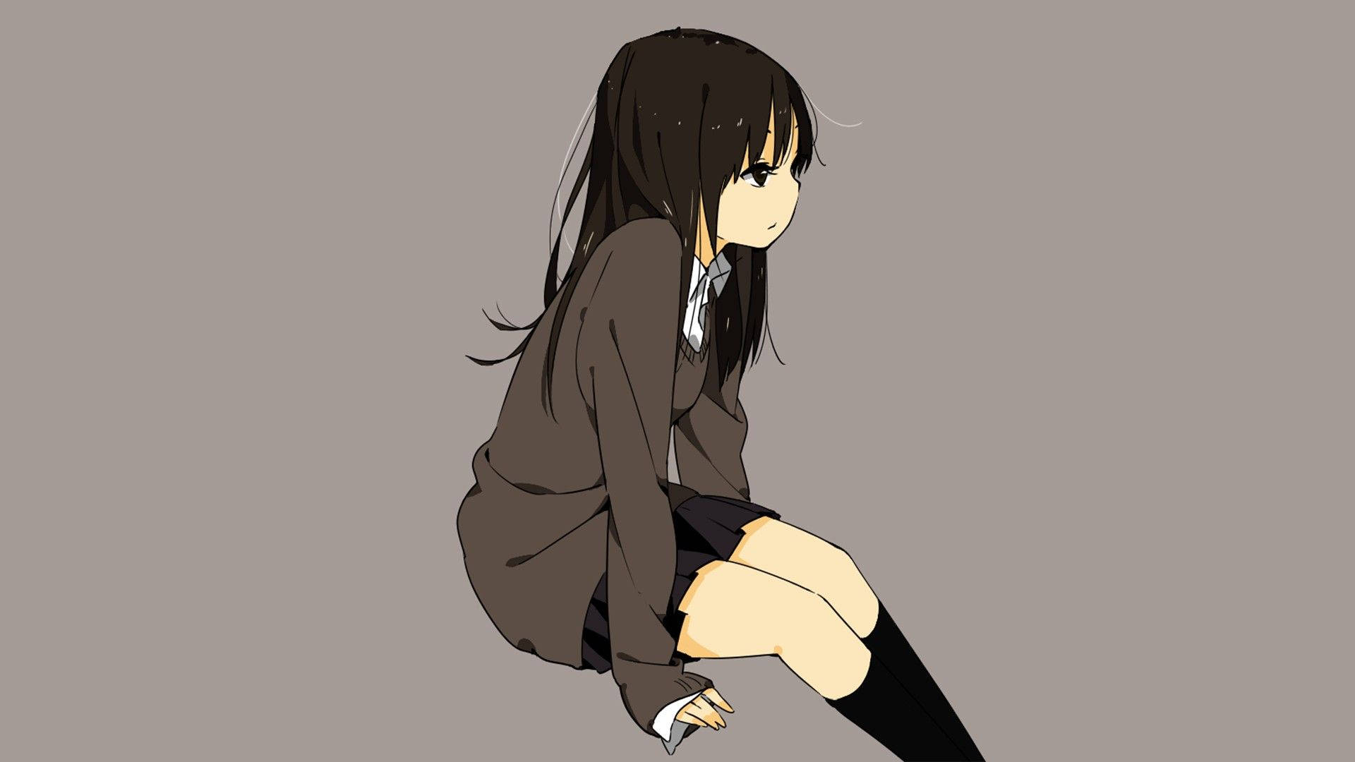 穿校服的傷心動漫女孩美學 壁紙 — 一個憂鬱的動漫女孩穿著校服，獨自坐在純灰色背景前。